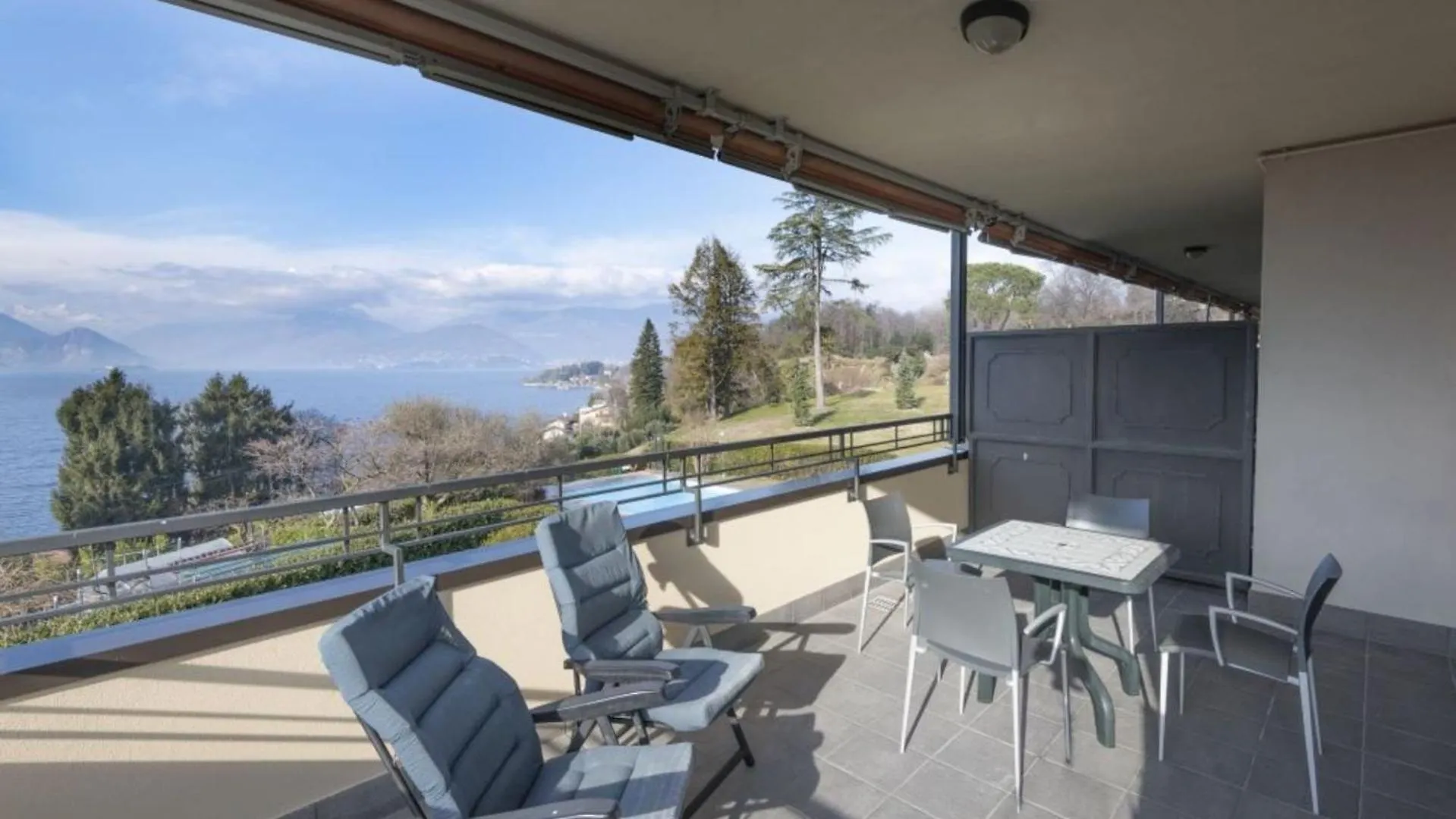 The House On The Lake Reno Di Leggiuno